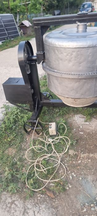 betoniera profesionala mare 0.8 mc