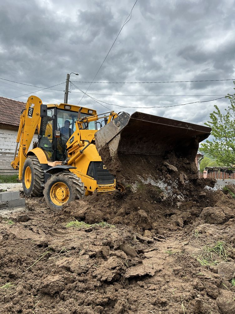 Excavatii demolari Inchirieri Buldoexcavator Basculanta Sovata