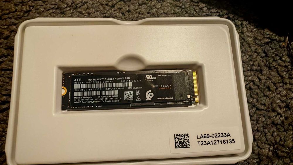 НОВ ! WD Black 4TB SN850X NVMe SSD Gen4 x4 M.2 SSD Диск