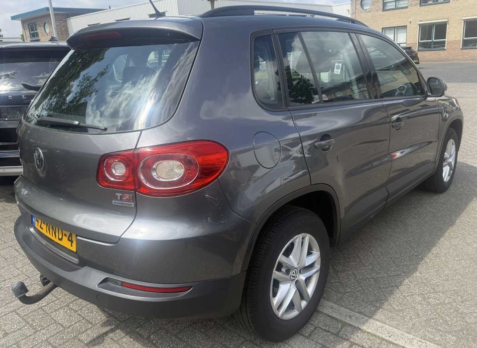 Dezmembrez Volkswagen Tiguan 2012