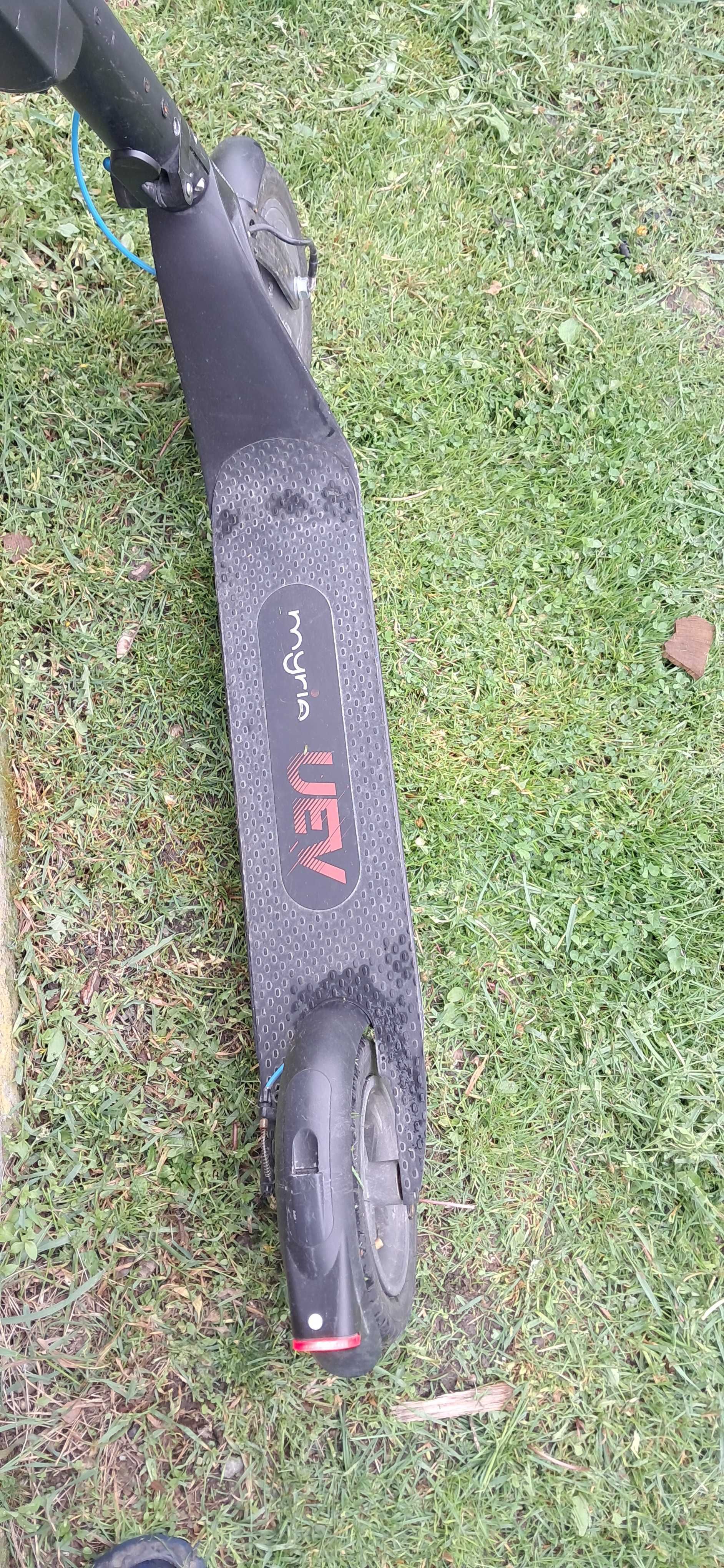 Trotintă electrică myria