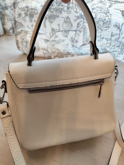 Geanta alba de piele
