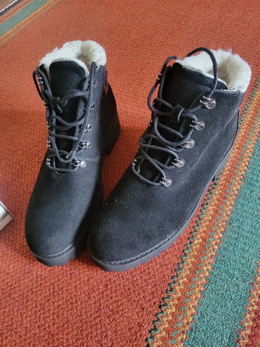 Зимние сапоги новые натуральный замша и натур мех 41 размер