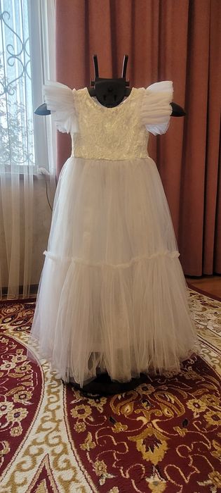 Нарядные платья для девочек 7-9 лет