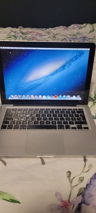 Laptop MacBook pro i7 ssd 250