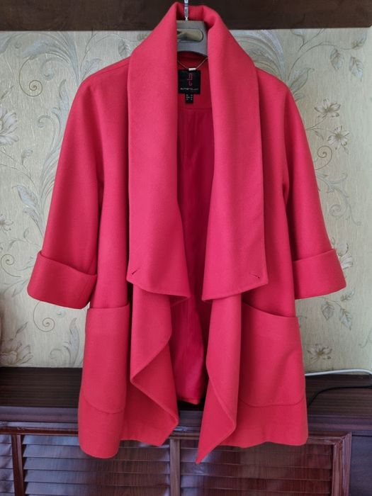 Женские пальто в отличном состоянии Турция