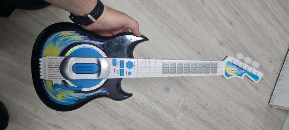 Chitară de jucărie pentru copii