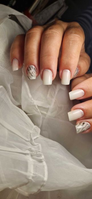 Aplic unghii cu Gel ,Semipermanenta