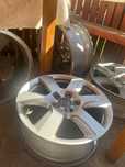 Vand 4 jante R 17