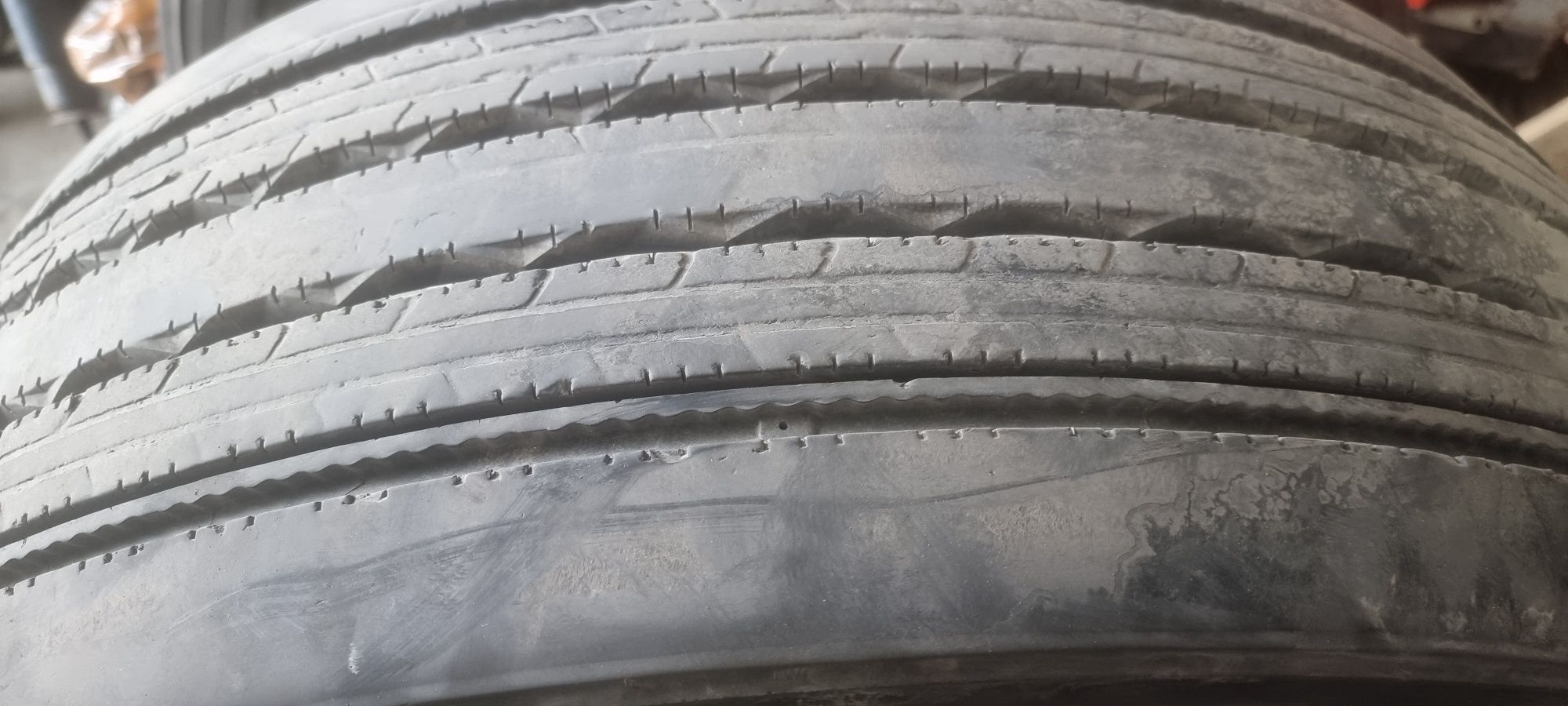 Баллоны 295/60r22.5