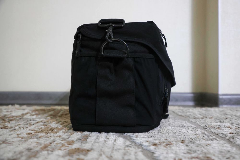 Сумка Lowepro NOVA 200 Camera Bag