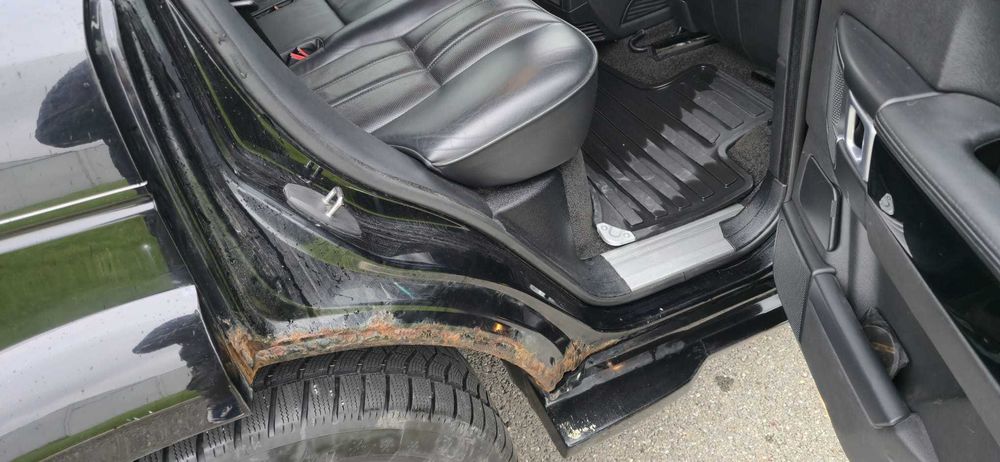 Land ROver Range Rover l322 supercharged 4.2i avariat sa rate prin tbi