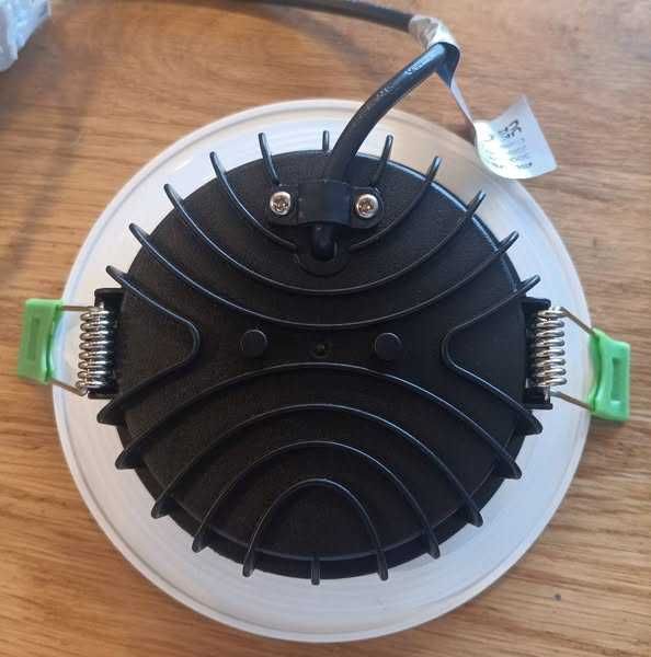 НОВИ! LED лунички, димируеми, 10W, IP65, 113мм, 6 бр/к-кт