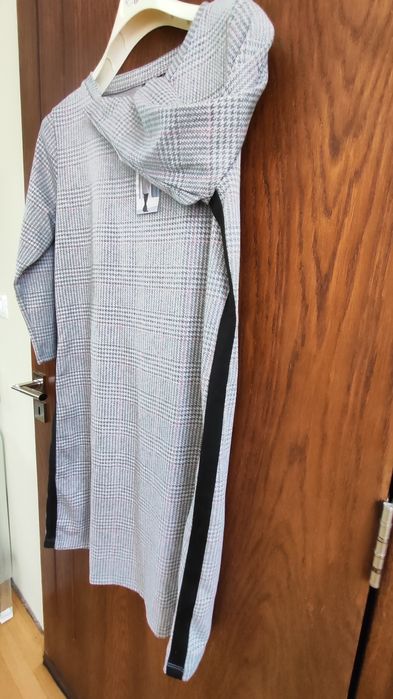 Всекидневна, офис рокля