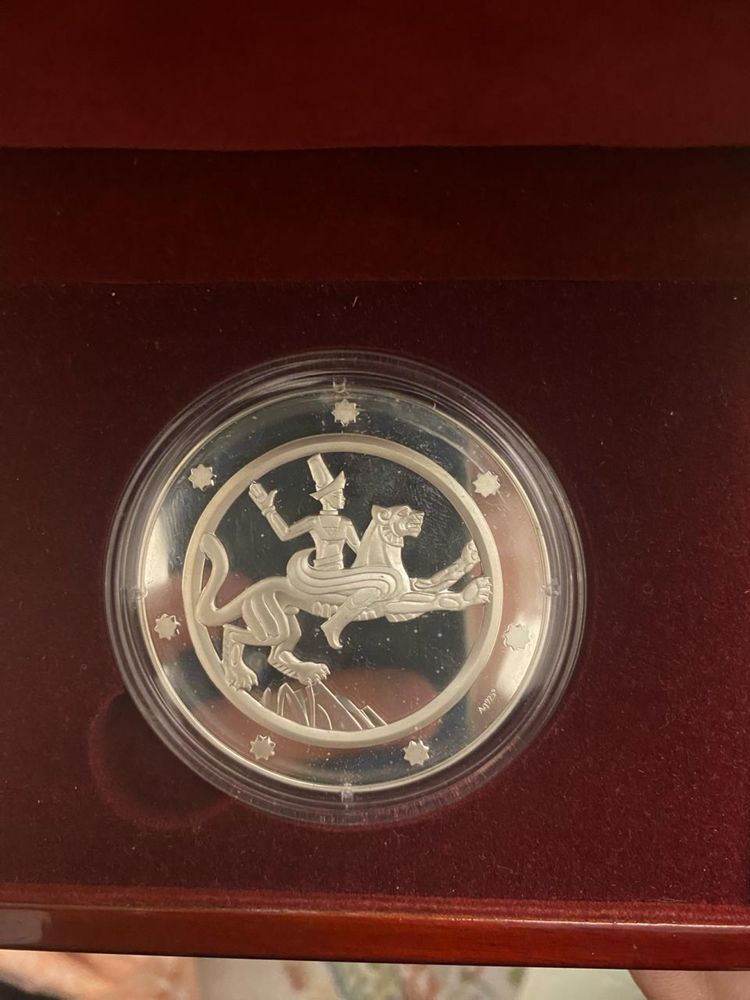 Медаль редкий от НАН, серебро
