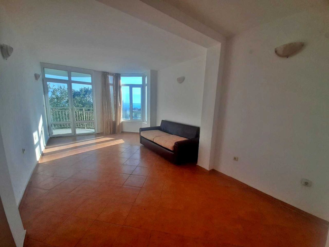 Продава се Двустаен апартамент в Свети Влас - 64 кв.м за 875 €/кв.м - Снимка #5