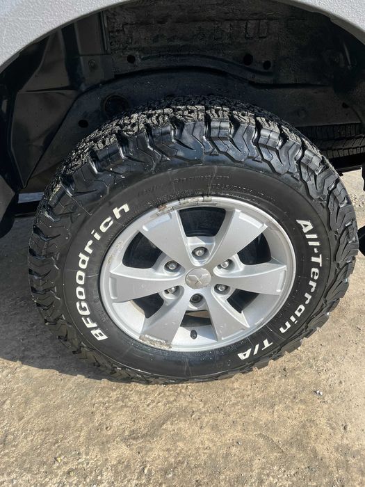 Mitsubishi L200 - 2009