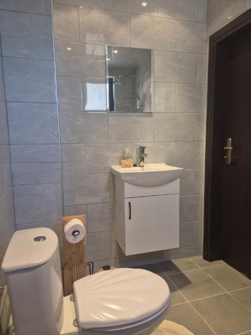 Дава се под наем Тристаен апартамент в Пловдив, Христо Смирненски - 90 кв.м за 586.5 € - Снимка #10