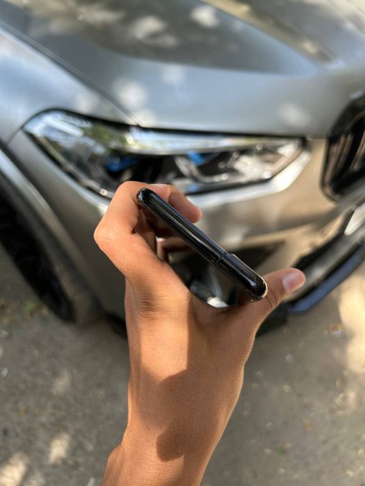 Samsung galaxy s21+ 5G 8/256gb holati ideal