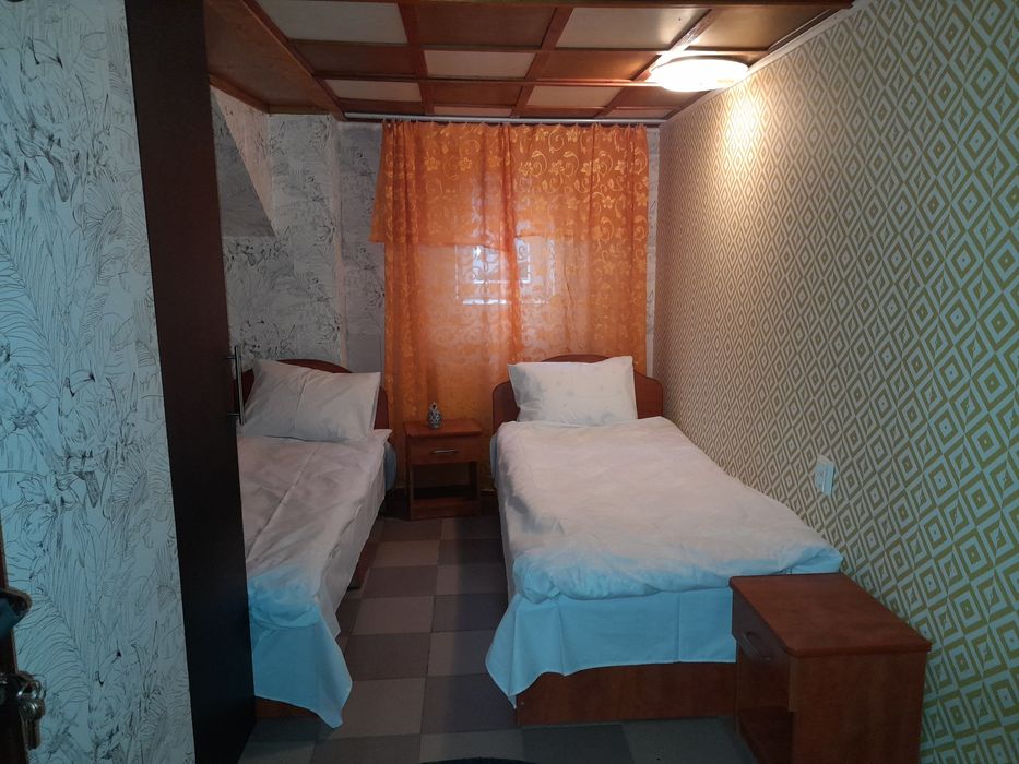 Casă de închiriat pentru 10 persoane (muncitori)