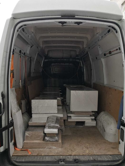 Duba/autoutilitara de 3.5tone pentru transport marfa/mobila/tv/moto