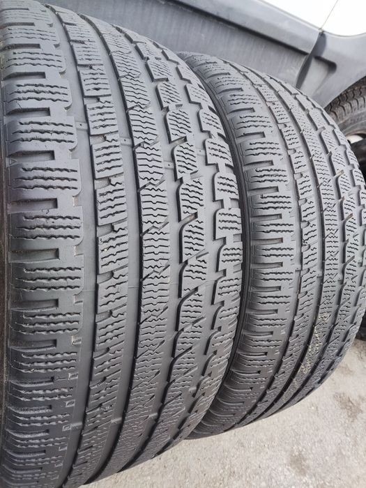 2бр зимни гуми 245/45/18 Kumho
6mm
Без лепенки и кривини
цена 99лв за