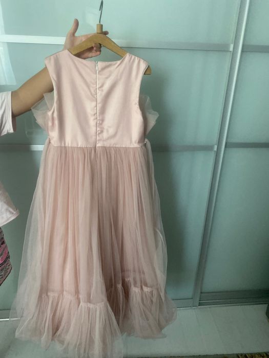 Нарядное платье для девочки