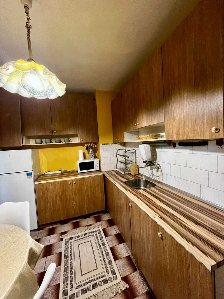 Дава се под наем Тристаен апартамент в Плевен, Дружба 1 - 100 кв.м за 280.5 € - Снимка #14