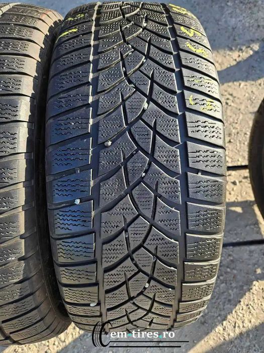 SET 2 Anvelope Iarna 235/55 R19 GOODYEAR Ultragrip Performance + 105H