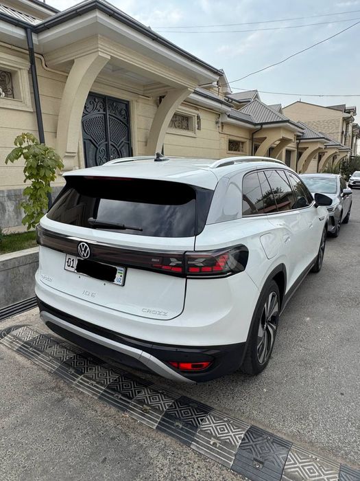 Volkswagen ID6 Crozz 510 EV Pure+