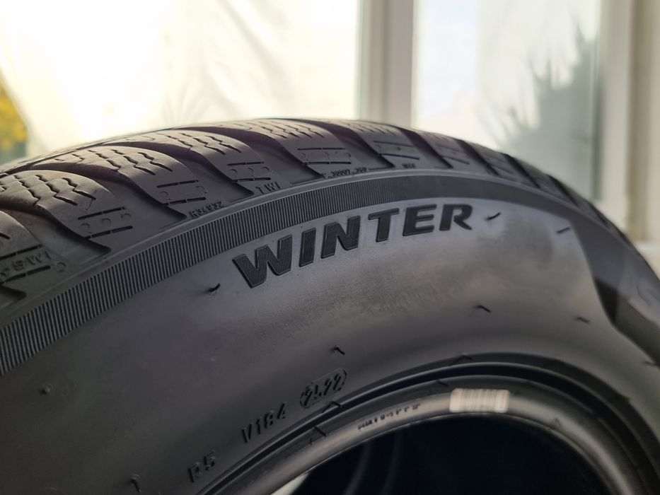 "Dot 22" 225/60/18 Pirelli 4Броя: 450лв 6.5мм