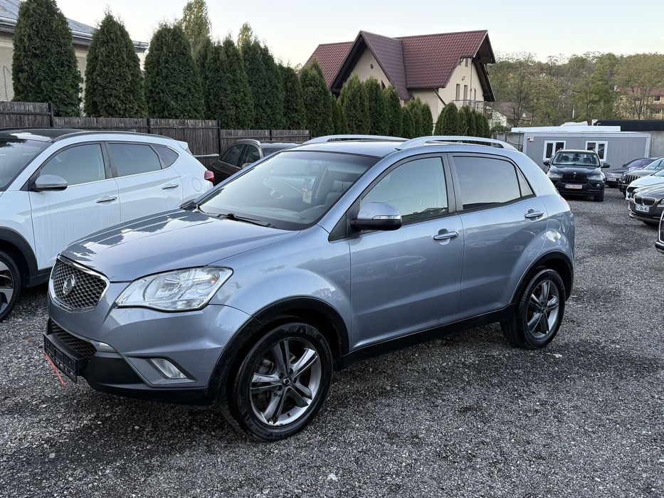 Posibilitate Rate SsangYong 4x4 Automat 151289 km Garantie 12 36