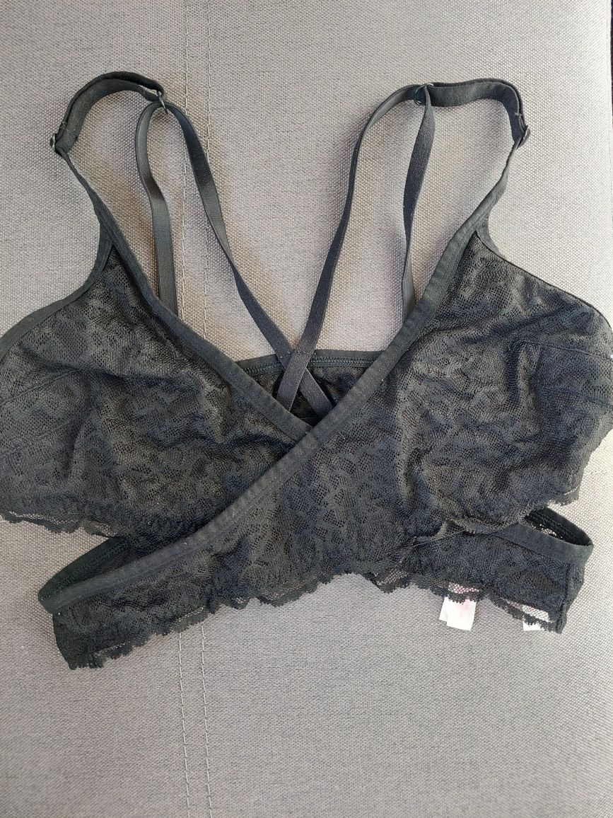 VICTORIAS secret сутиен