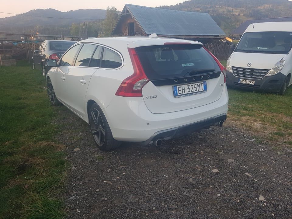 Vand volvo v60 Rdesign