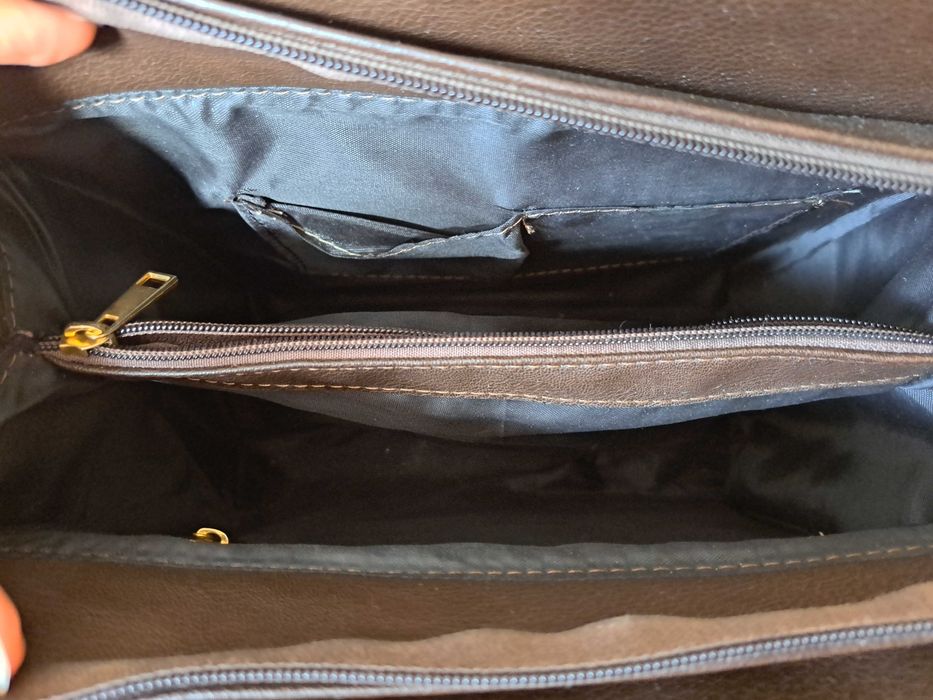 Кафяво-бежова дамска чанта