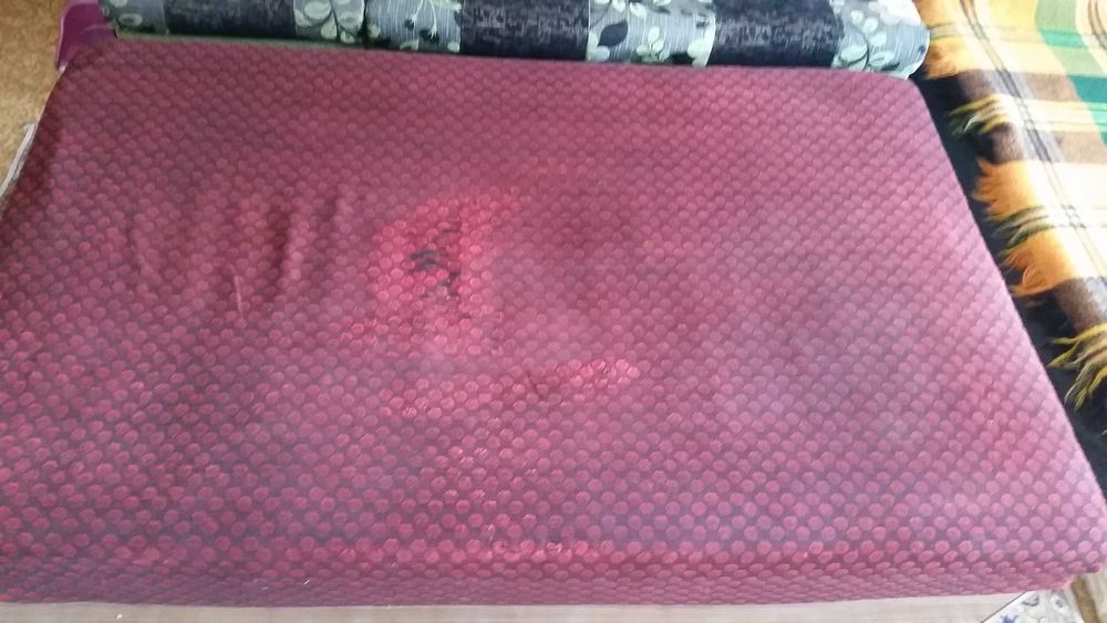 Подарявам матрак с дървена основа