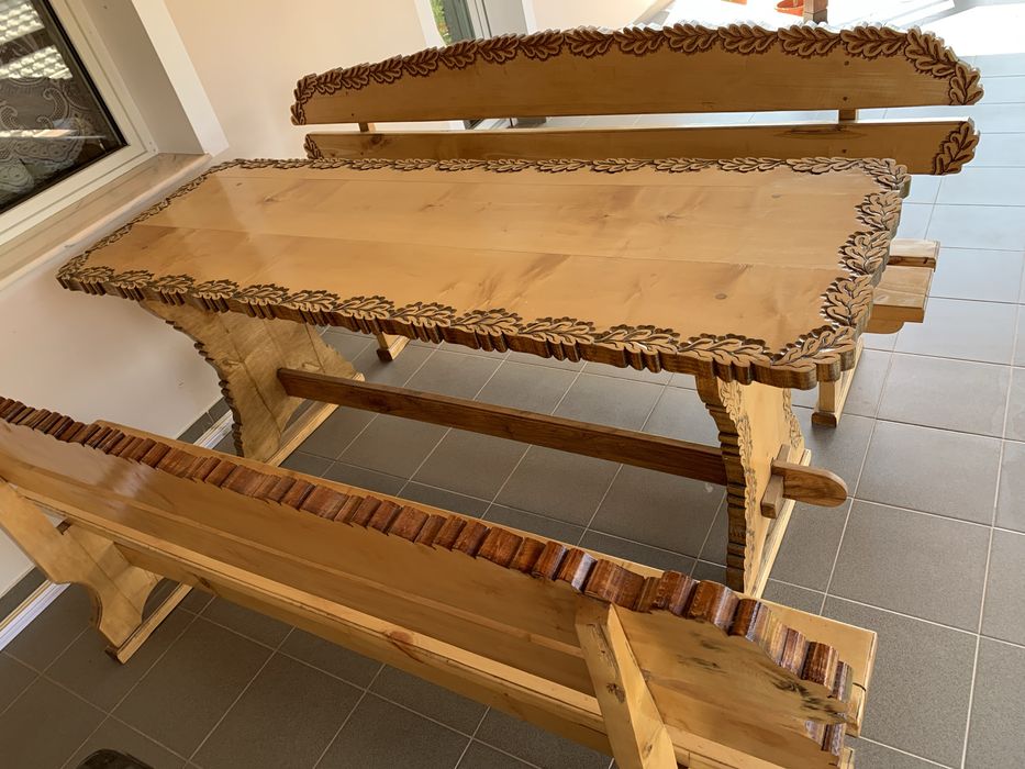 Vand set masa cu banci din stejar