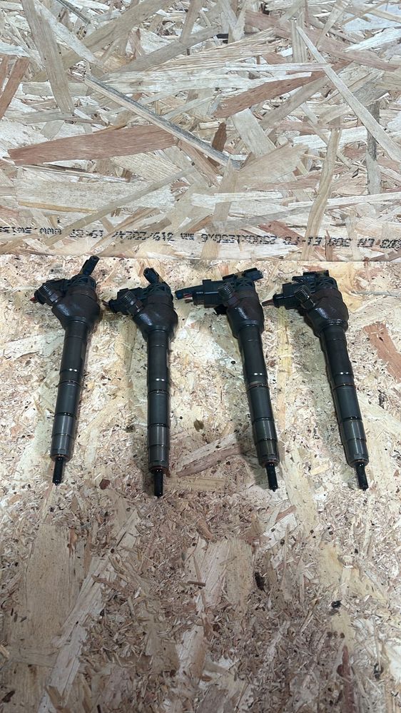 Injector/Injectoare Audi-Seat-Skoda-Volkswagen 2.0 TDI 0445110369