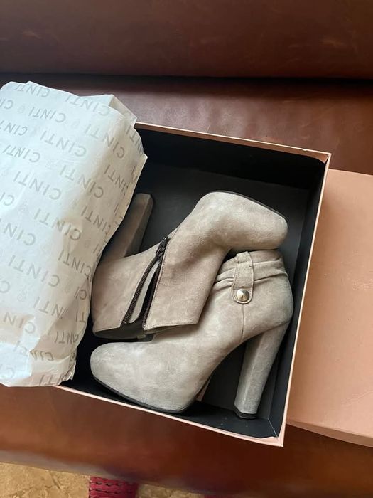 Botine marime 37