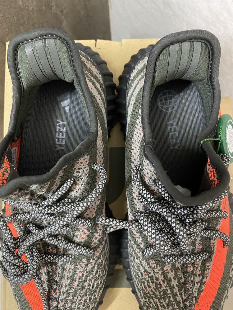 Yeezy Boost 350 V2, Carbon Beluga, 38, 100% autentici