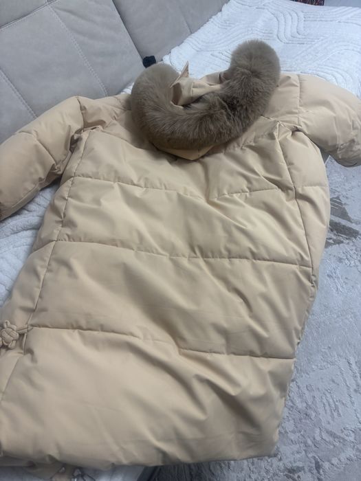 Срочно женский пуховик