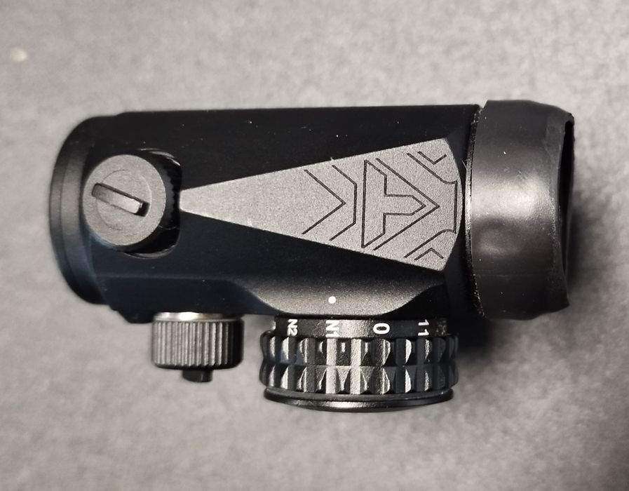 Vortex Crossfire punct rosu