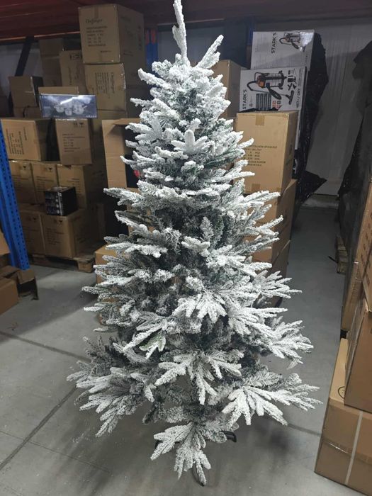 Изкуствена елха K r i n g Melbourne/Цялата заснежена с метална стойка