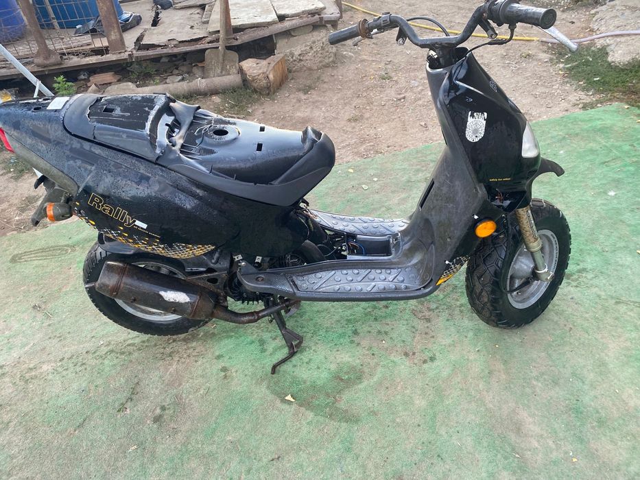 Vand scuter Aprilia rally 50