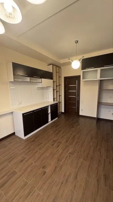 ШРуставели Новостройка 3/8-9/9 132м2 Евро Ремонт