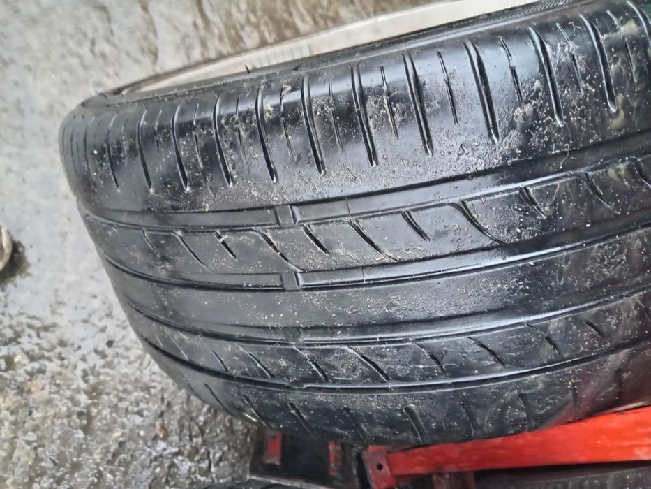 Vând jante r19 Audi