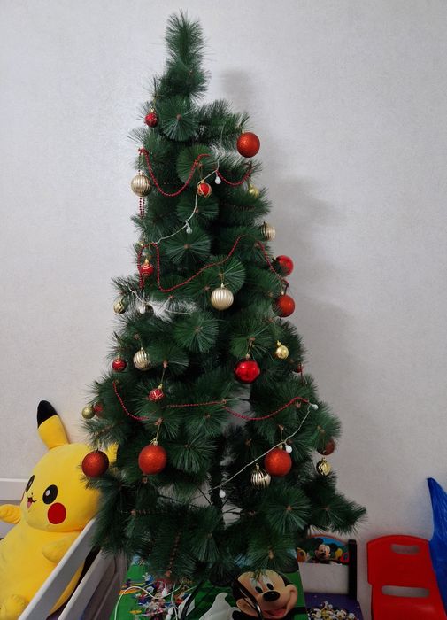 Продам ёлку 170см