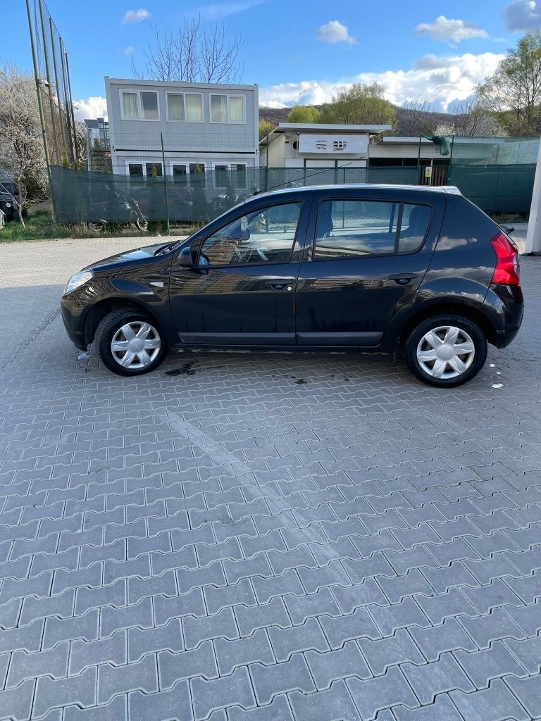 Dacia Sandero 2012