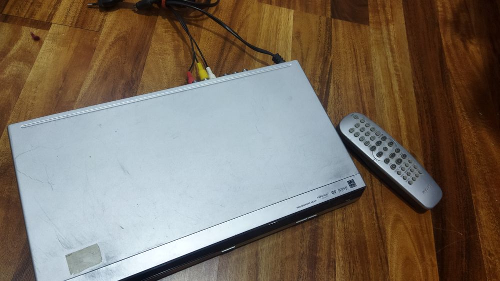 ДВД видео магнитофон Филпс оригинал