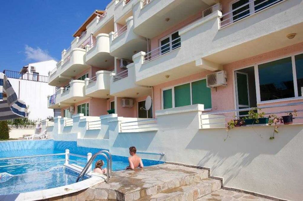 Продава се Тристаен апартамент в Свети Влас - 84 кв.м за 1131 €/кв.м - Снимка #11